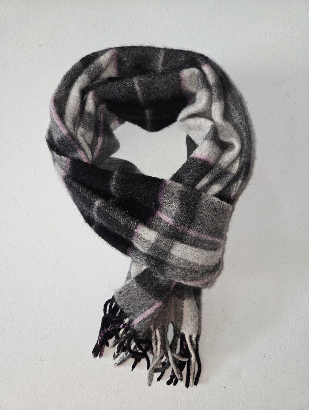 Amicale 100% Cashmere Plaid Scarf Gray Black Pink Luxury Vintage